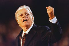 'Evangelho raiz': pregações de Billy Graham viralizam na internet