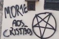 Satanistas fazem 2° ataque a igrejas com ameaças e gatos mortos