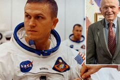 Morre Frank Borman, astronauta cristão da Apollo 8 que transmitiu o Gênesis do espaço