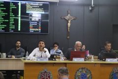 Tribunal decide que leitura da Bíblia em sessões da Câmara de Araraquara é inconstitucional