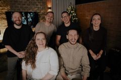 Purples apresenta especial de Natal acústico com canção inédita