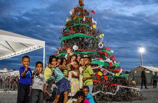 Igrejas do Reino Unido oferecem festa de Natal a refugiados: ‘Eles são bem-vindos’