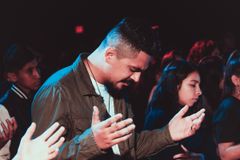 Espírito Santo: pesquisa mostra que muitos cristãos não creem n'Ele