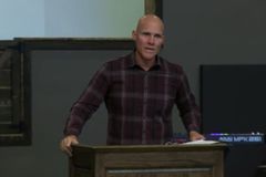 Falsos profetas encorajam pecado ao invés do arrependimento, diz pastor