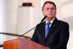 Aprovação de Bolsonaro entre evangélicos é alta, revela Datafolha