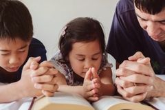 A instrução do Senhor na criação dos filhos
