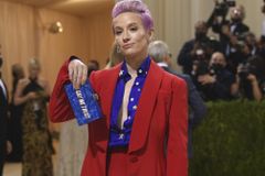 Lema dos EUA é alterado por Megan Rapinoe: 'Em Gays confiamos'