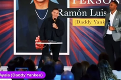 Daddy Yankee testemunha em igreja nos EUA: ‘Coloque sua fé na rocha que é Jesus’