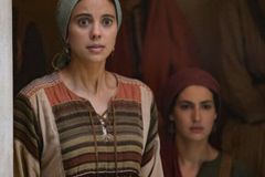 Atriz de \"The Chosen\" aceitou Jesus após estudar a Bíblia: \"É uma carta de amor de Deus\"