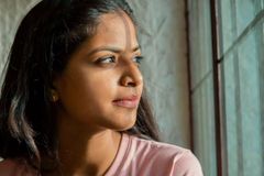 Cristã perseguida mantém a fé após ataques de muçulmano: ‘A Bíblia me encorajou’