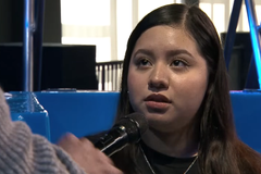 Satanista aceita Jesus após ir a culto com amiga: \"Não deixe o inimigo chegar em você\"