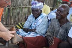 Missionários pregam em aldeia de leprosos: \"Quase todos se entregaram a Jesus\"