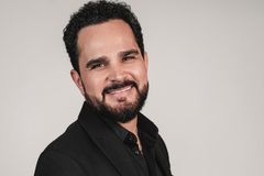 Luciano Camargo anuncia novo single gospel \"Terra Fértil\"