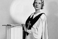 Série Mulher Cristã: Aimée Semple McPherson, uma pregadora com dom maternal