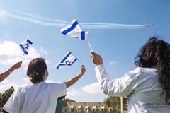 Israel celebra 76 anos de independência em meio à guerra contra o Hamas