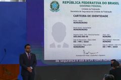 Ministério Público Federal pede Novo RG com nome social e sem campo \"sexo\"