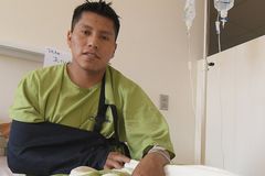 Sobrevivente de voo da Chape escapa da morte em novo acidente: \"Me sinto abençoado\"