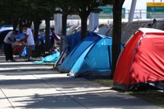 Megaigreja doará 13,2 milhões a projetos sociais que beneficiam pobres