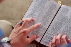 Canadenses estão mais abertos ao cristianismo, segundo pesquisa