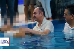 Irã: 1 milhão de muçulmanos se rendeu a Cristo, dizem missões