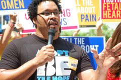 Perseguição ideológica: Instagram censura meme antiaborto de ativista cristão | Notícias Gospel