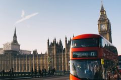 Antissemitismo: Londres cria rota de ônibus para judeus se sentirem seguros