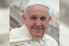 Papa Francisco afirma que ‘todas as religiões levam a Deus’ e recebe críticas