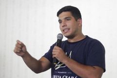 Ministério Público quer cassar mandato de youtuber evangélico eleito deputado mais jovem | Notícias Gospel