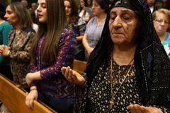 Cristãos iraquianos enfrentam extinção, mas perdoam Estado Islâmico 'em nome de Jesus'