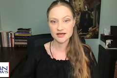 Atriz pornô abandona carreira e relata: \"Deus não quer que eu produza pornografia\"