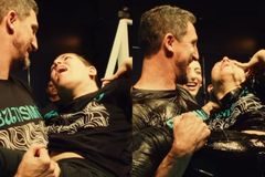 Igreja testemunha batismo de jovem com deficiência em SC: \"Ela decidiu por Cristo\"