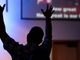 \"Muitos dos nossos problemas começam no mundo espiritual\", observa pastor