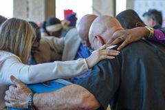 Anglicanos pedem reforma e exigem que liderança não negocie o Evangelho