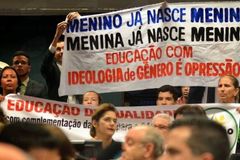 Ideologia de gênero: o governo não pode intervir na moral da minha família