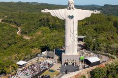 Maior estátua de Cristo do Brasil é inaugurada em cidade do RS