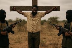 Cristão é crucificado por terroristas em Moçambique para ser \"morto como Jesus\"