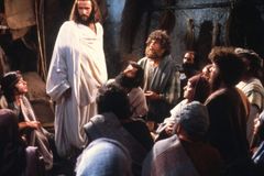 Filme \"Jesus\" atinge 2.200 idiomas e se consolida como o mais traduzido do mundo
