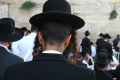 Antissemitismo cresce 350% no Brasil após ataque do Hamas a Israel, diz relatório