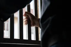 Preso em campo de deportados, cristão iraniano prega a muçulmanos: \"Lemos a Bíblia juntos\"