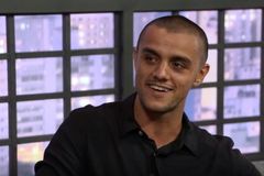 Felipe Simas fala sobre seu encontro com Jesus: \"Senti muito amor e um perdão profundo\"