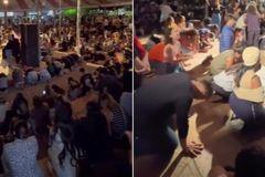 Cristãos oram de joelhos pelas universidades do Brasil na UFMG: \"Clamando por avivamento\"