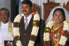 Extremistas hindus atacam casamento cristão na Índia e deixam feridos