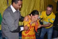 Missionários celebram batismos entre ciganos no Brasil: \"Deus tem feito maravilhas\"