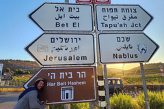 Sinal dos tempos? Placas indicam caminho para o Terceiro Templo, em Jerusalém
