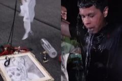 Adolescente deixa objetos de feitiçaria no altar, aceita Jesus e é batizado em culto