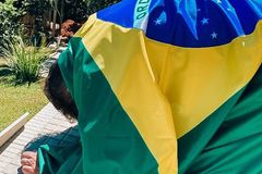 \"O trono do Brasil não pertence a homens, mas a Jesus\", declara pastor