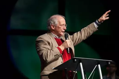 John Piper diz que cristãos devem viver em 'pureza radical' e não ver cenas com nudez