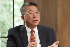 Cientista de Harvard afirma que a matemática pode provar que Deus é real