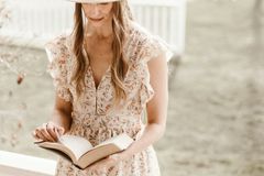Conheça as 52 mulheres que mudaram a história bíblica