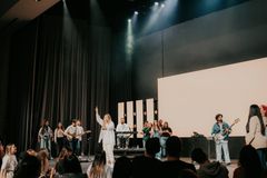 Thamires Garcia e Ministério Aproxime-se lançam \"Em Aliança\"